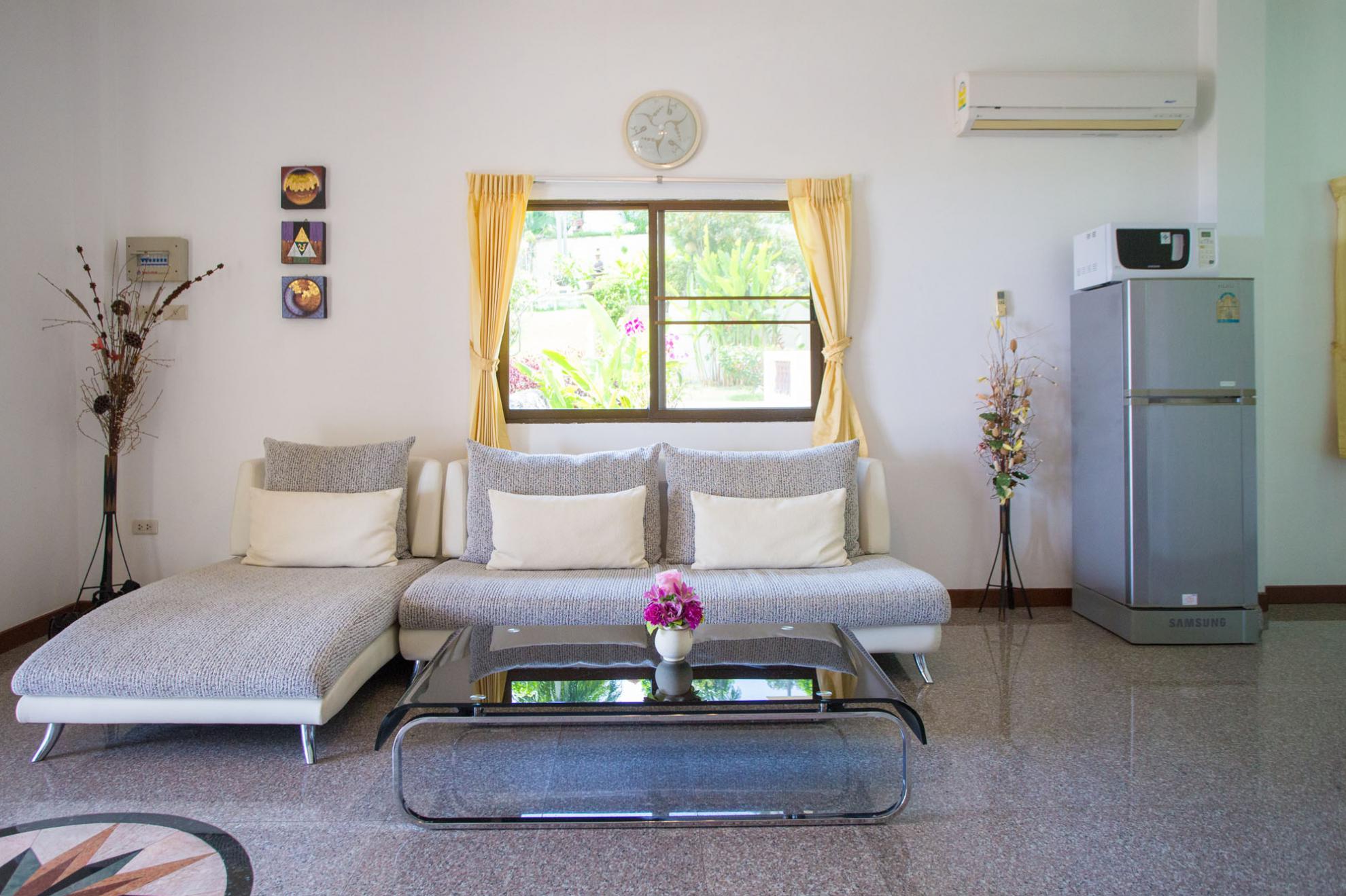 Asava Rawai Sea View 1830884617725632
